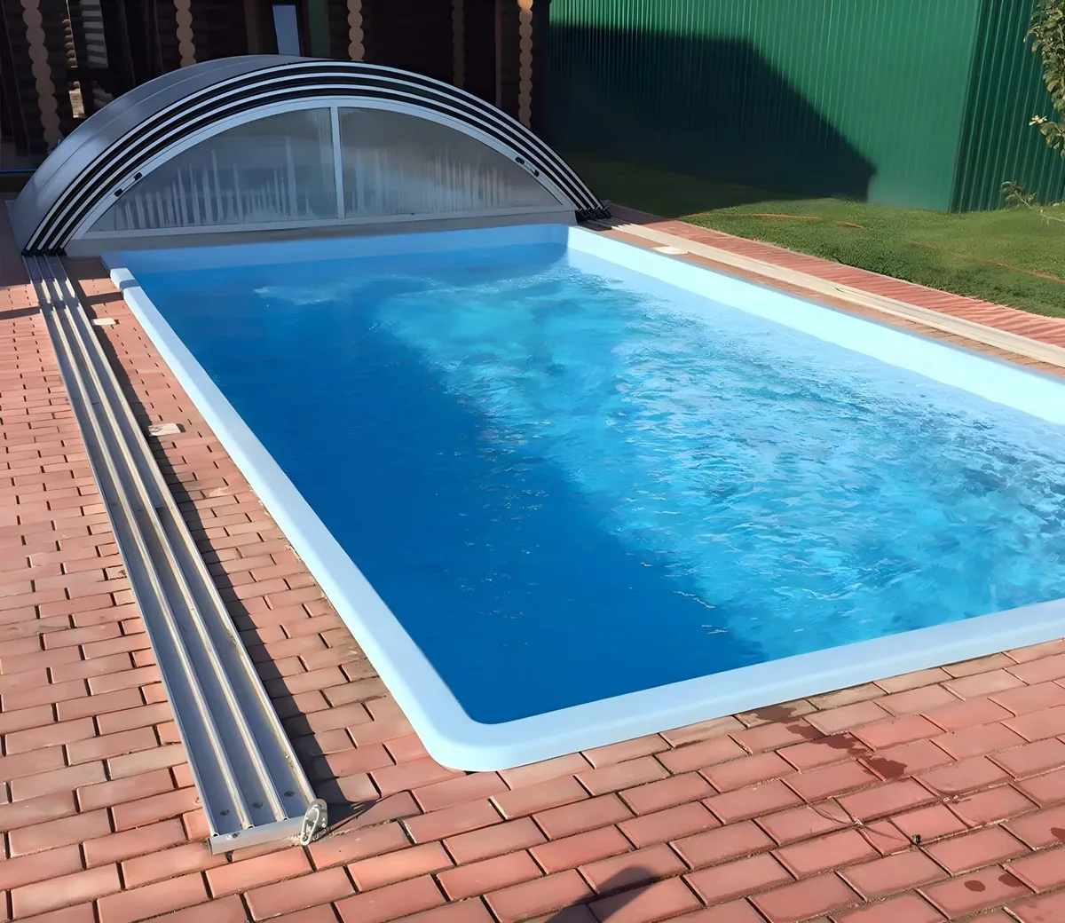 Laguna 7 — вечернее освещение в Сыктывкаре